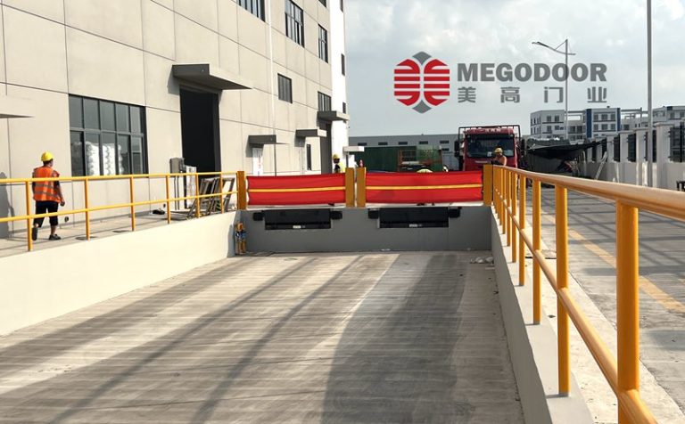 守护生命线：装卸月台安全护栏（Dock Guardian）——智能防护，防患未然缩略图