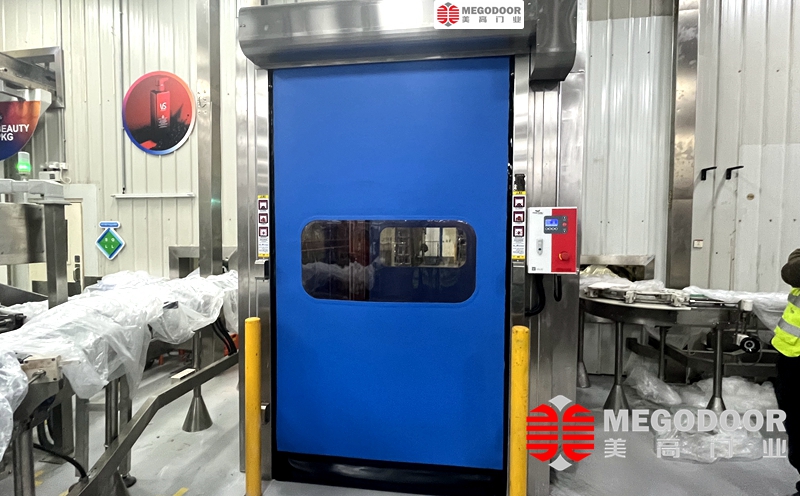 护”门”卫士：柔性防撞柱——快速门安全运行的智能守护者插图1